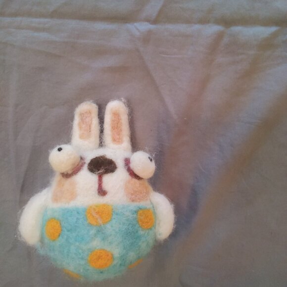 Woolbuddy Handmade Felted Rabbit Finished - 6" - Picture 3 of 4